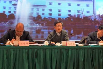 说明: H:\新闻通讯\2017\0112\DSC08462.JPG