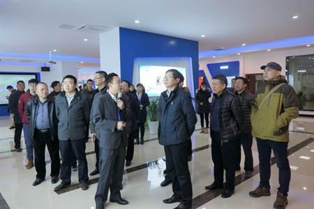 说明: H:\新闻通讯\2017\0112\DSC08452.JPG